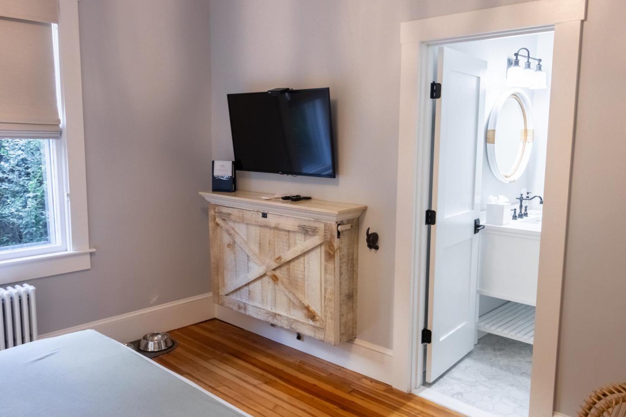 Bed and Breakfast Paws On Pelham (Adults Only) Newport Zewnętrze zdjęcie