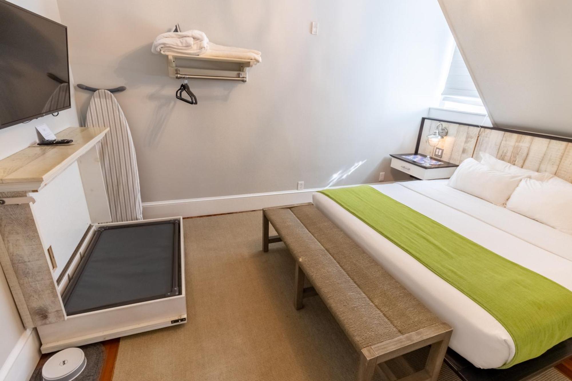 Bed and Breakfast Paws On Pelham (Adults Only) Newport Zewnętrze zdjęcie
