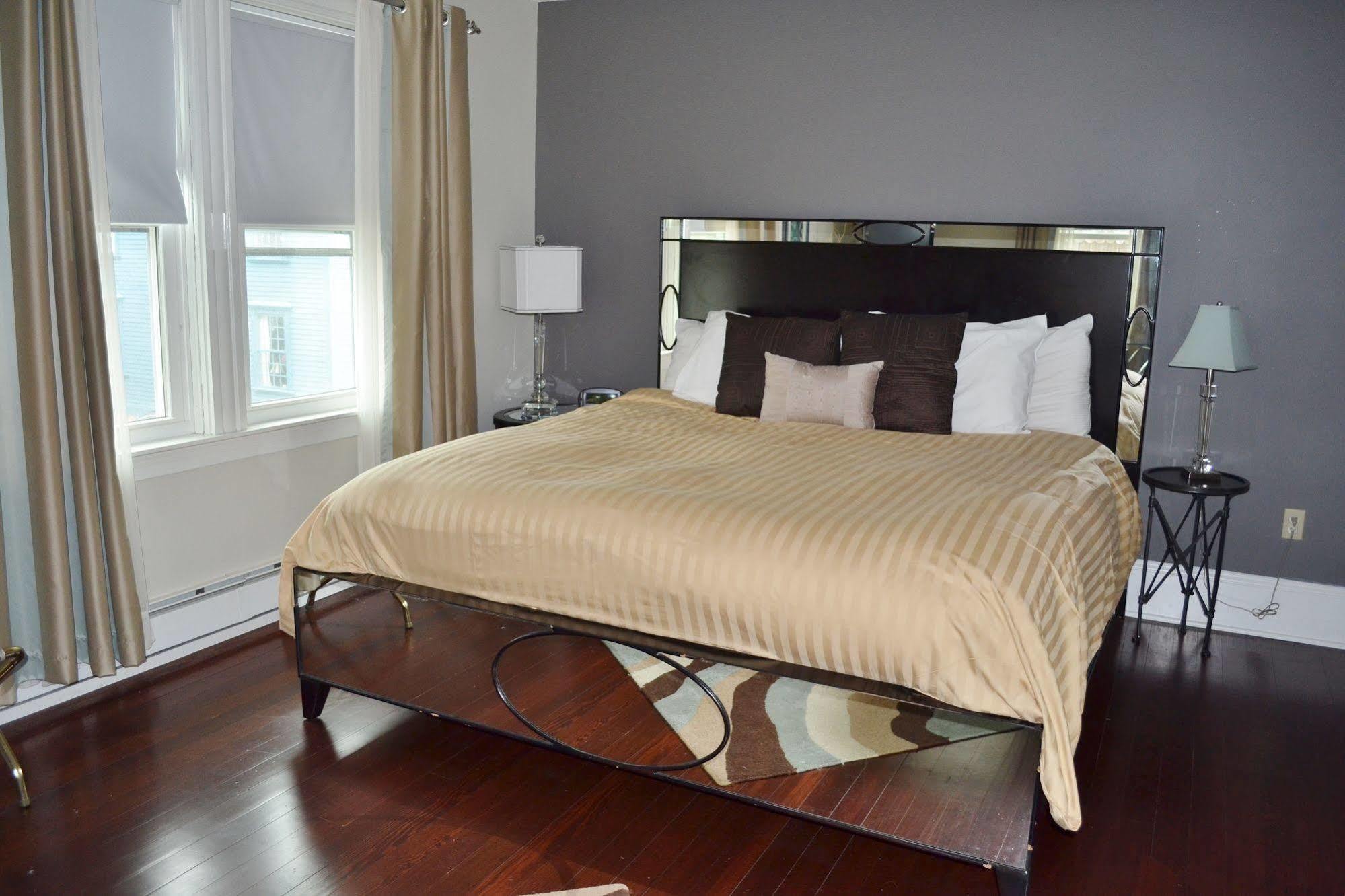 Bed and Breakfast Paws On Pelham (Adults Only) Newport Zewnętrze zdjęcie